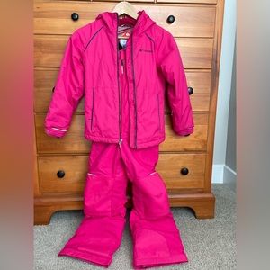 Columbia ski jacket and matching snow pants- size 7/8